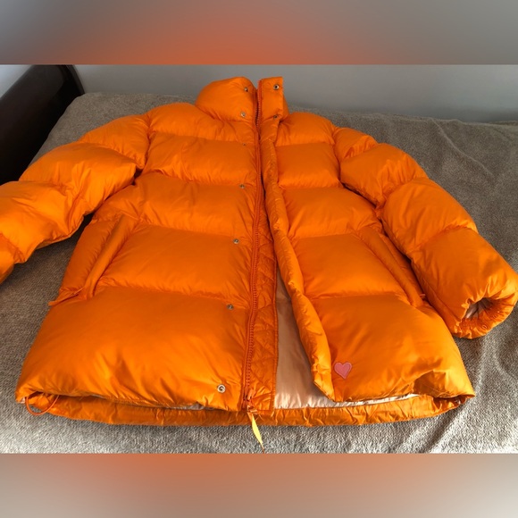 Womens aritzia mega puff jacket - Picture 7 of 14